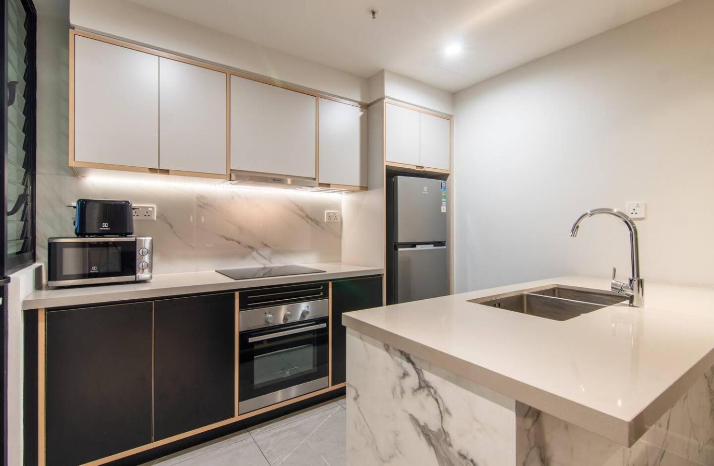 Luxury 2 Or 3Br Apartment In Dist 1 N Pool, Gym, Airport Pickup Cidade de Ho Chi Minh Exterior foto