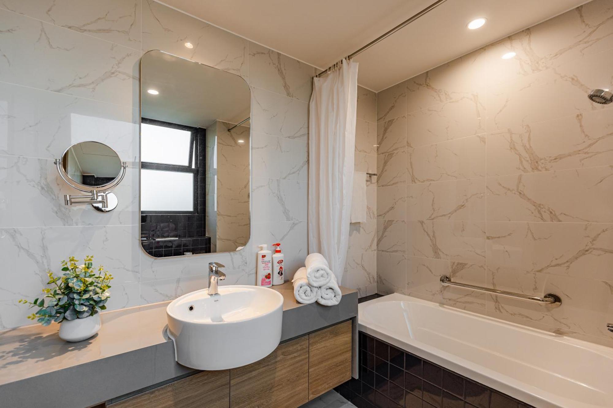 Luxury 2 Or 3Br Apartment In Dist 1 N Pool, Gym, Airport Pickup Cidade de Ho Chi Minh Exterior foto